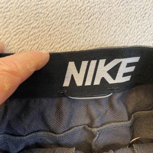 Nike Men's Sweatpants Small Gray Dri-Fit Joggers with Drawstring Waist - Picture 11 of 12